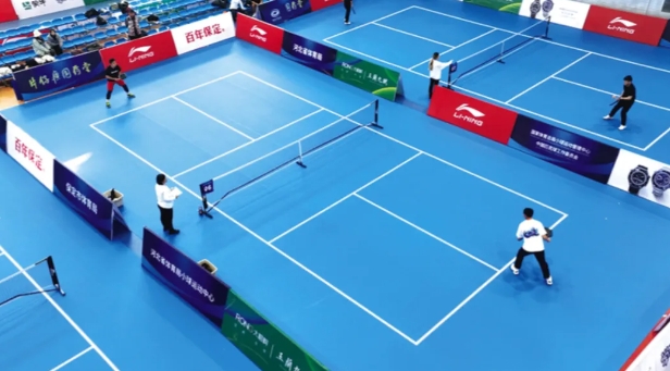 ���¾��ÿ��ӱ� | �ӱ���ؾٰ�����ʱ�����£�����������+����Ԫ�ں������³���