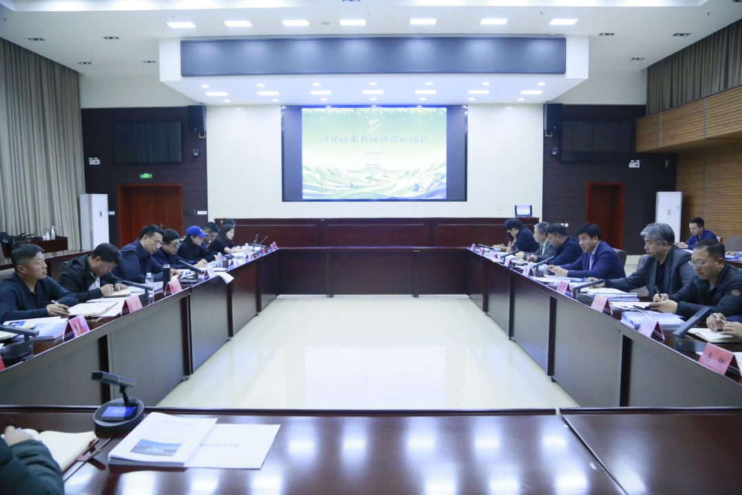 <b>�Թ���
�ٿ�������ѩ�˶����ص㹤�����Ȼ�</b>