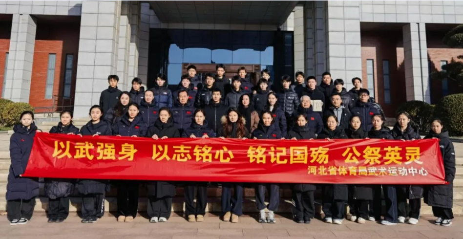 �������Ŀ�չ���ҹ����հ�����������