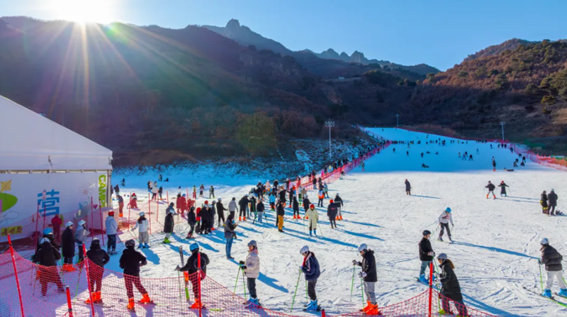 �ӱ��ػʵ�����������ά�ȡ���չģʽ׳���ѩ��ҵ