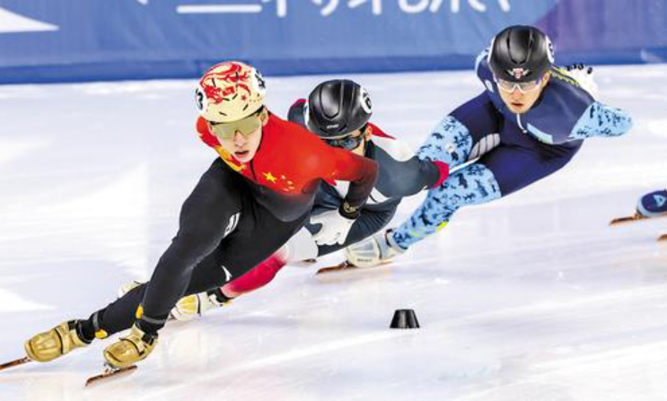 <b>�ӱ��˶�Ա�׵��Ƕ�������</b>