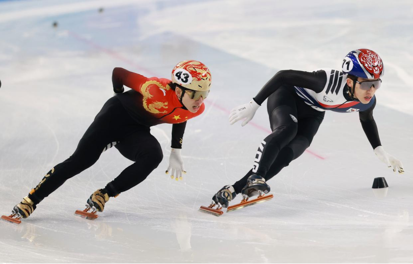 2��3��3ͭ���ӱ��״βμ��Ƕ��ύ��������