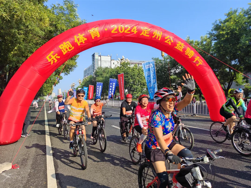 <b>���齻�� | �����д��¾ٴ��ƶ�Ⱥ������������������չ</b>