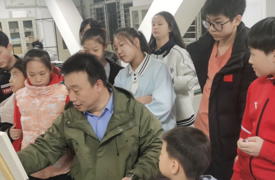 �˶�����ѧУ������Ȥ�࿪��