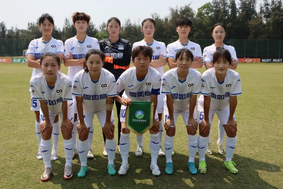 <b>������Ů���������ӱ�ѩ����Ů������ƽ</b>