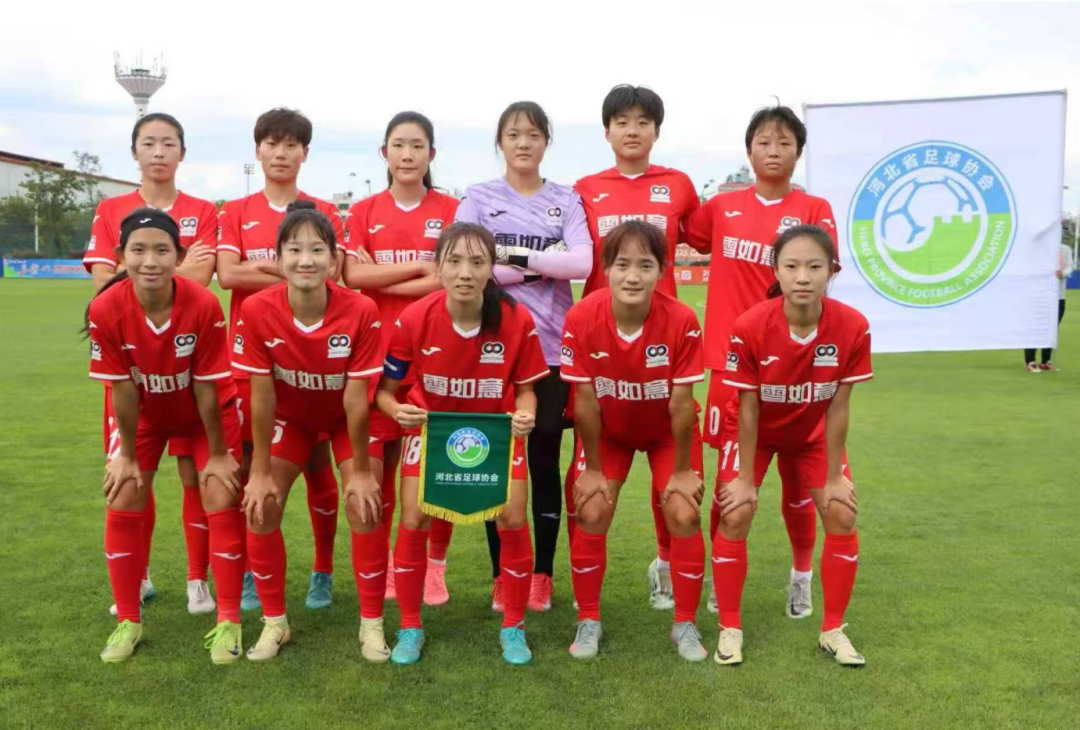 2��1���ӱ�ѩ����Ů��ȫȡ3��