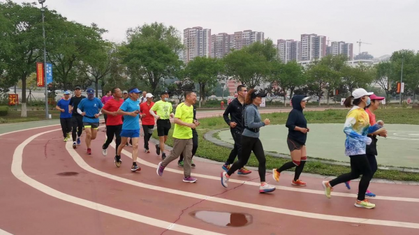 ���ơ��߳е»Բ����Ļ ��4000�����ϲ������